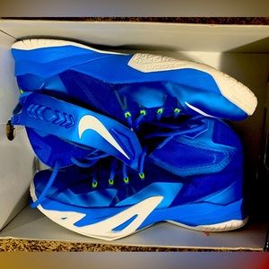 Nike Zoom Soldier VIII